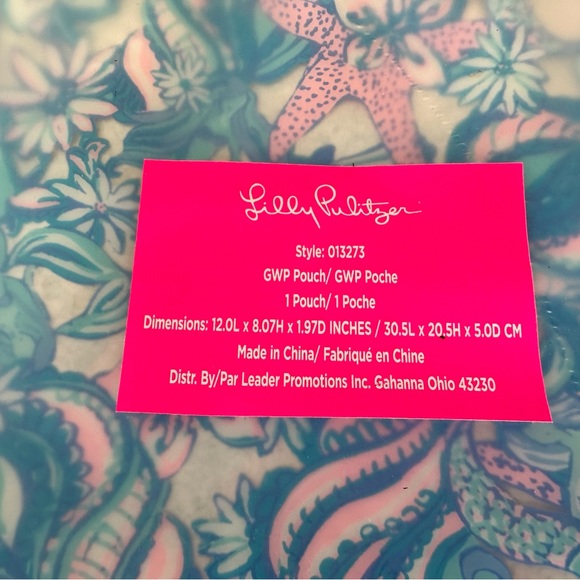 New in packaging Lilly Pulitzer pouches - Picture 2 of 5